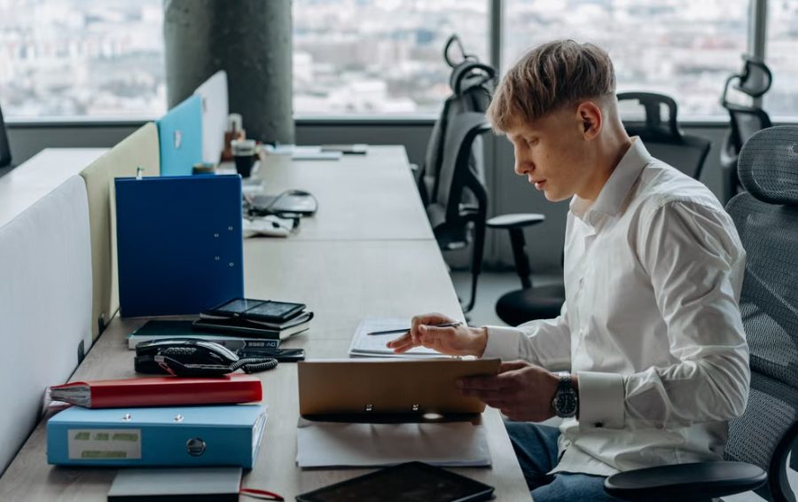 Работа в офисе - всё? Новый карьерный тренд набирает обороты