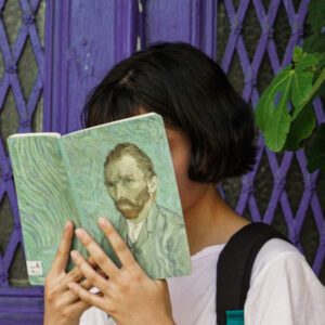 8 компактных хобби, которые удобно брать с собой: творите в дороге, в парке и где угодно
