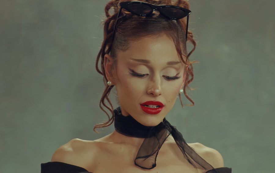 Фото: Ariana Grande - petal Ариана Гранде